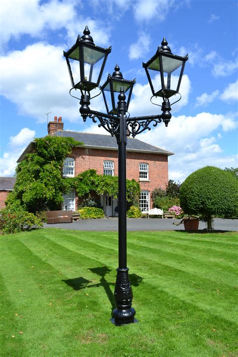 victorian style lamp post light.